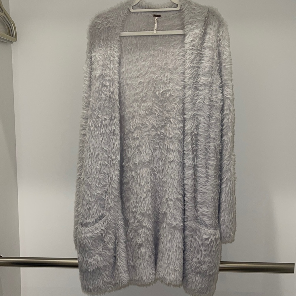 Free People Sweater *LIKE NEW